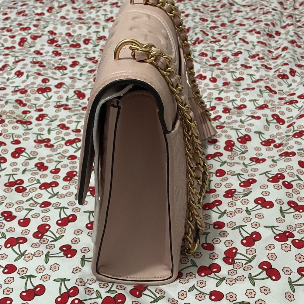 Tory Burch Blush Quilted Shoulder Bag - Picture 5 of 8